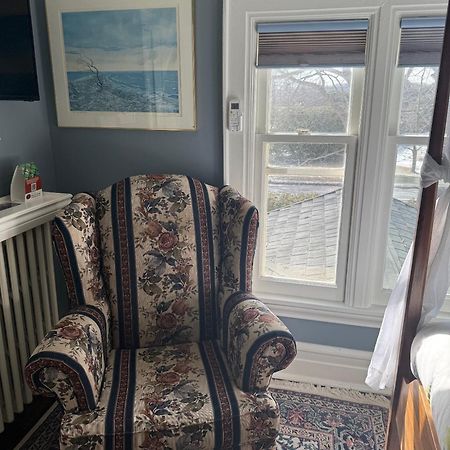 Green Oaks B&B Ниагара-он-те-Лейк Экстерьер фото