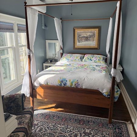 Green Oaks B&B Ниагара-он-те-Лейк Экстерьер фото