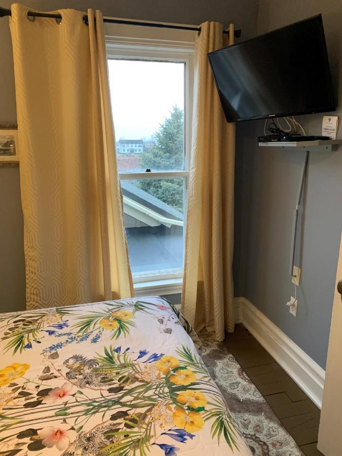 Green Oaks B&B Ниагара-он-те-Лейк Экстерьер фото