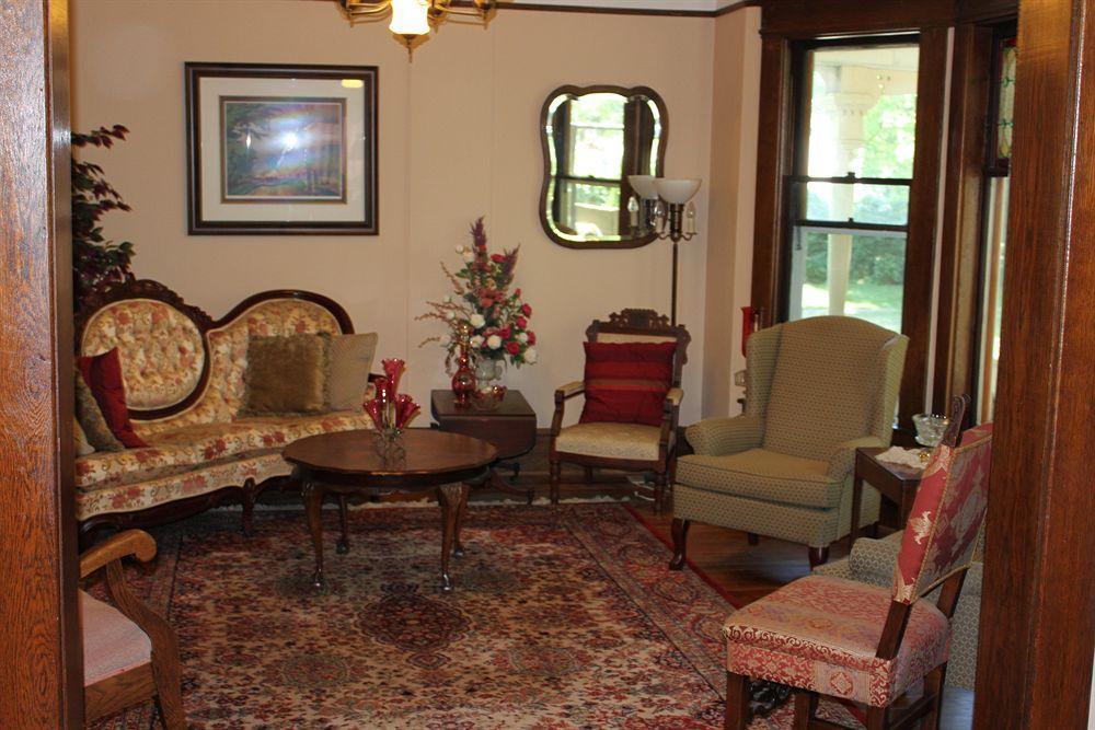 Green Oaks B&B Ниагара-он-те-Лейк Экстерьер фото