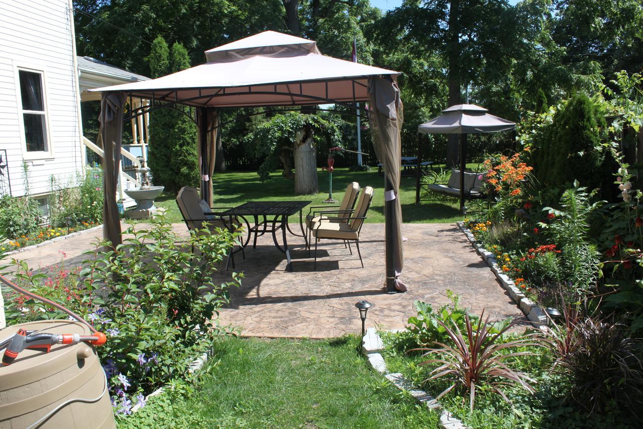 Green Oaks B&B Ниагара-он-те-Лейк Экстерьер фото